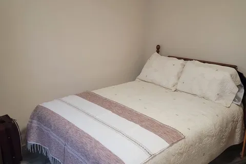 59 Fairfield Ave, Toronto, ON M8W 1R6