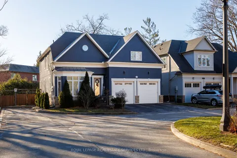 128 Morden Rd, Oakville, ON L6K 2R9