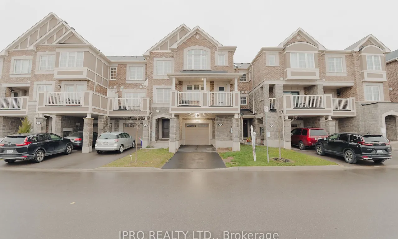 992 Balsam Crt, Milton, ON L9E 1R5