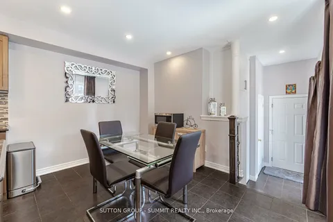 20 BELLHAVEN Cres, Brampton, ON L6R 0W7