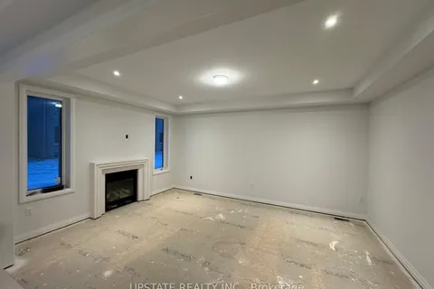 4 Dolomite Dr, Brampton, ON L6P 4R6