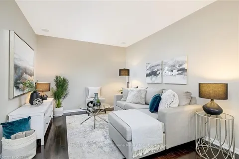 1037 HAXTON Hts, Milton, ON L9T 8G6