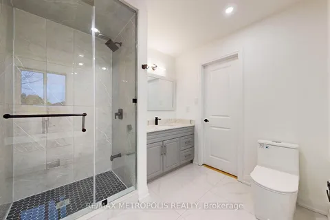 2144 Eighth Line, Oakville, ON L6H 4W4