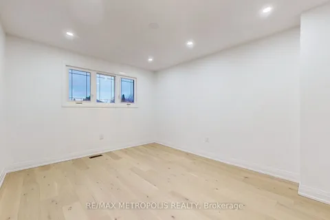 2144 Eighth Line, Oakville, ON L6H 4W4