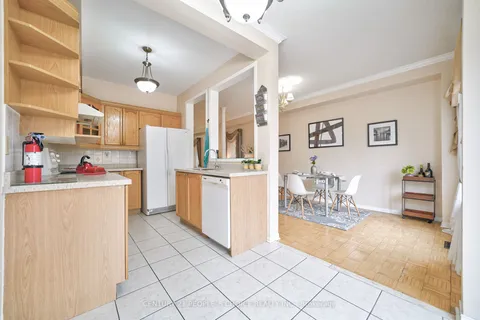 42 Pennyroyal Cres, Brampton, ON L6S 6J7