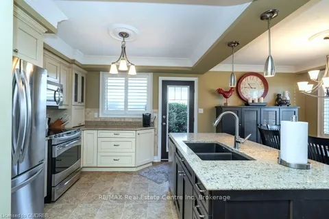 156 WAKEFIELD Rd, Milton, ON L9T 2L9