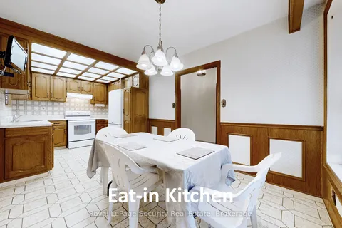 59 Roseglen Cres, Toronto, ON M3N 1G7