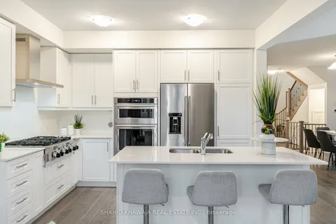 1477 Strawberry Landing, Milton, ON L9E 1Y8