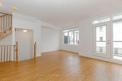 15 Tiveron Ave, Caledon, ON L7C 4L4