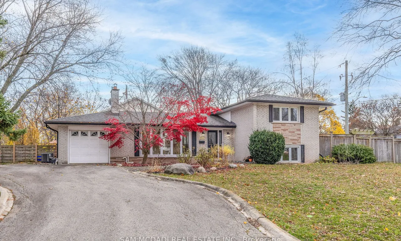 1198 Willowbrook Dr, Oakville, ON L6L 2J8