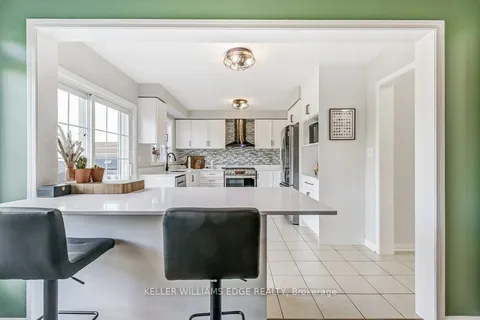 955 Donnelly St, Milton, ON L9T 6E2
