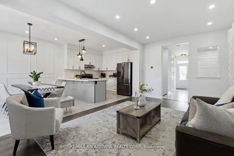 879 Hickory Cres, Milton, ON L9E 1P4