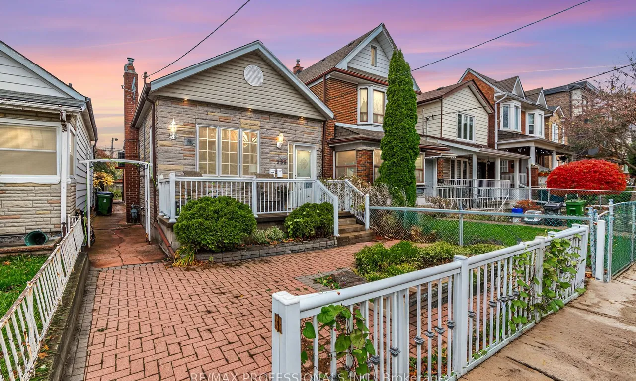 386 Westmoreland Ave, Toronto, ON M6H 3A7