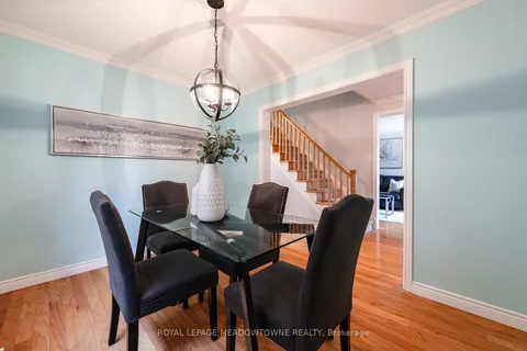 8 Cranmore Crt, Brampton, ON L6Z 2Z9