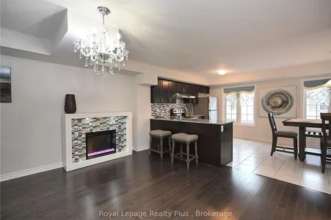 2280 BARONWOOD Dr, Oakville, ON L6M 0K4