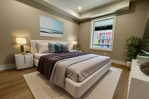 76 Annette St, Toronto, ON M6P 1N4