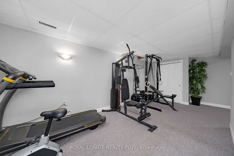 69 Birchway Pl, Halton Hills, ON L7J 2X4