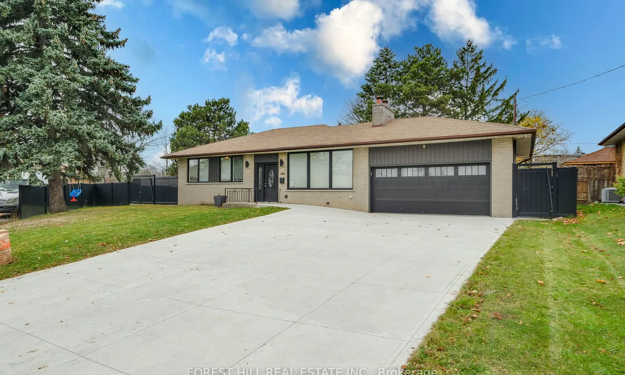 138 Cornwall Hts, Brampton, ON L6W 2J2