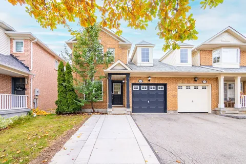 744 Irving Terr, Milton, ON L9T 6H3