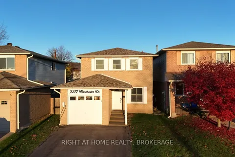 2217 Manchester Dr, Burlington, ON L7P 4K6
