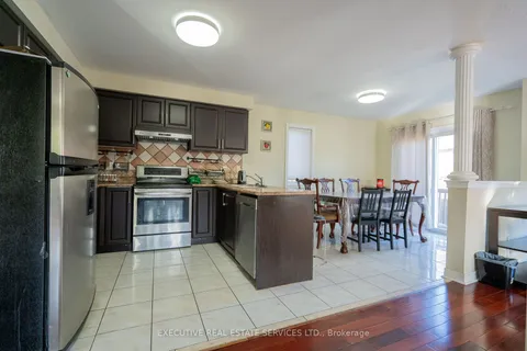 41 Fallstar Cres, Brampton, ON L7A 2J6