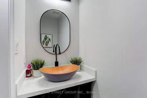 146 Petgor Path, Oakville, ON L6H 0Y6