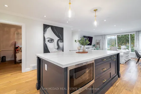 587 Unsworth Ave, Oakville, ON L6K 1P4