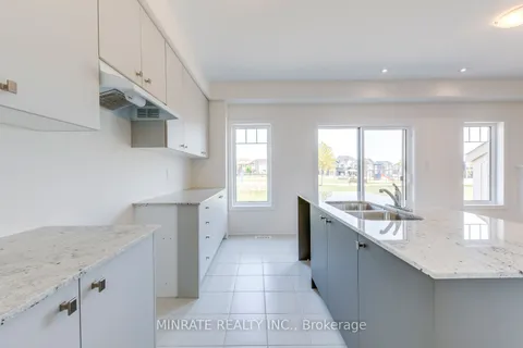 3147 Goodyear Rd, Burlington, ON L7M 1A2