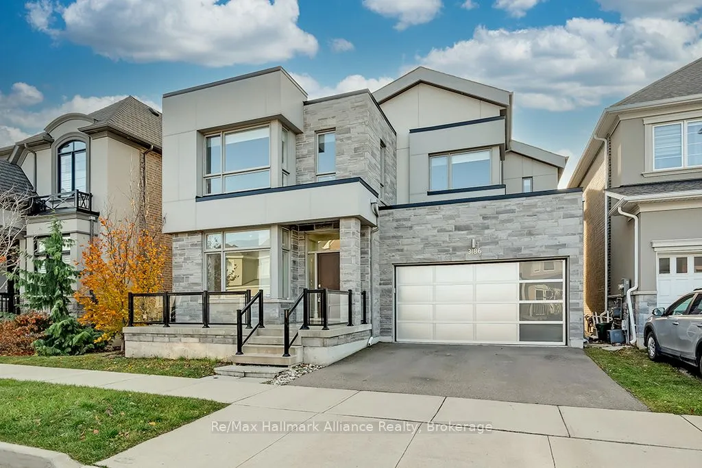 3186 Hines Dr, Oakville, ON L6M 0Z9