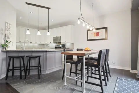 430 Black Dr, Milton, ON L9T 6S1