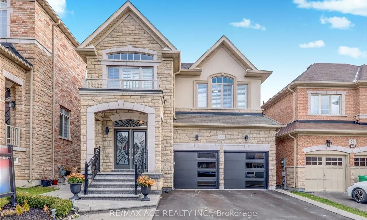 27 Fieldstone Lane Ave, Caledon, ON L7C 4A2