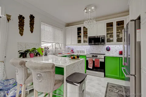 12 Helman Road, Brampton, ON L6R 0R6