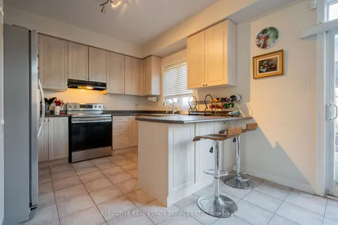 13 Percy Gate, Brampton, ON L7A 3S1