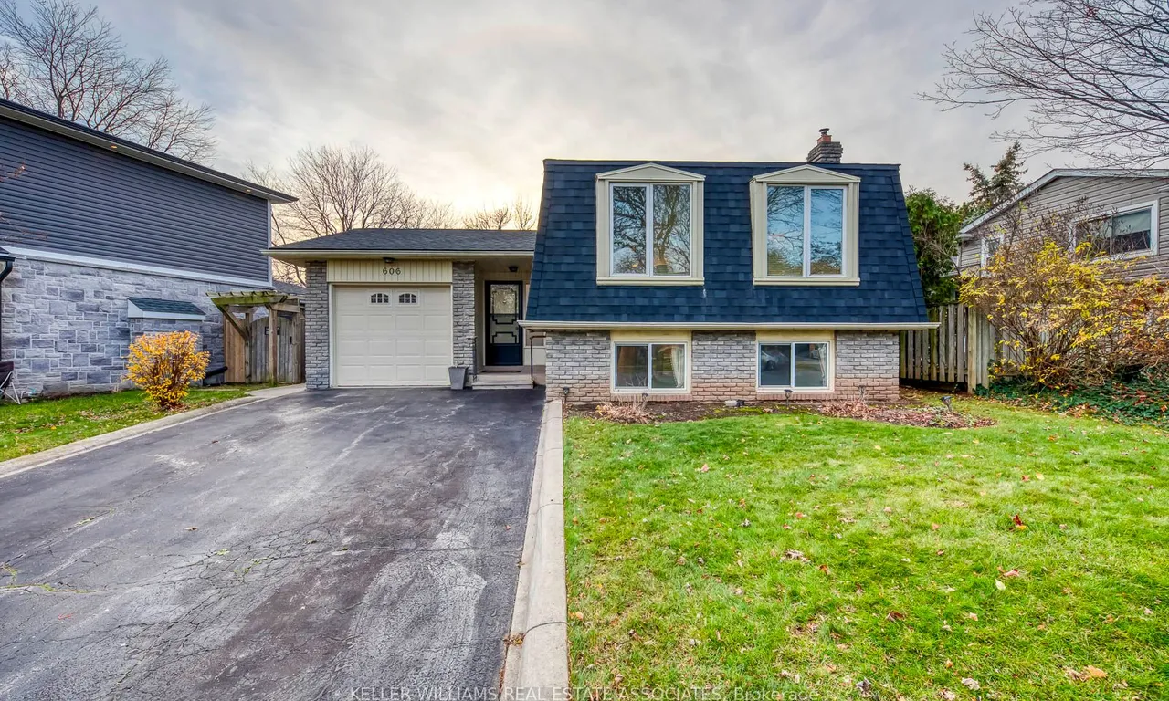 606 Sheraton Rd, Burlington, ON L7L 4B7