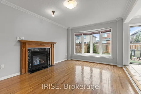 185 Mountainberry Rd, Brampton, ON L6R 2L2