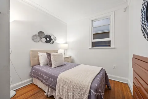 107 Lake Shore Dr, Toronto, ON M8V 2A1