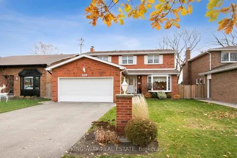 870 Chippenham Dr, Mississauga, ON L5H 3S7