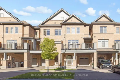 15 Haymarket Dr, Brampton, ON L7A 5C3