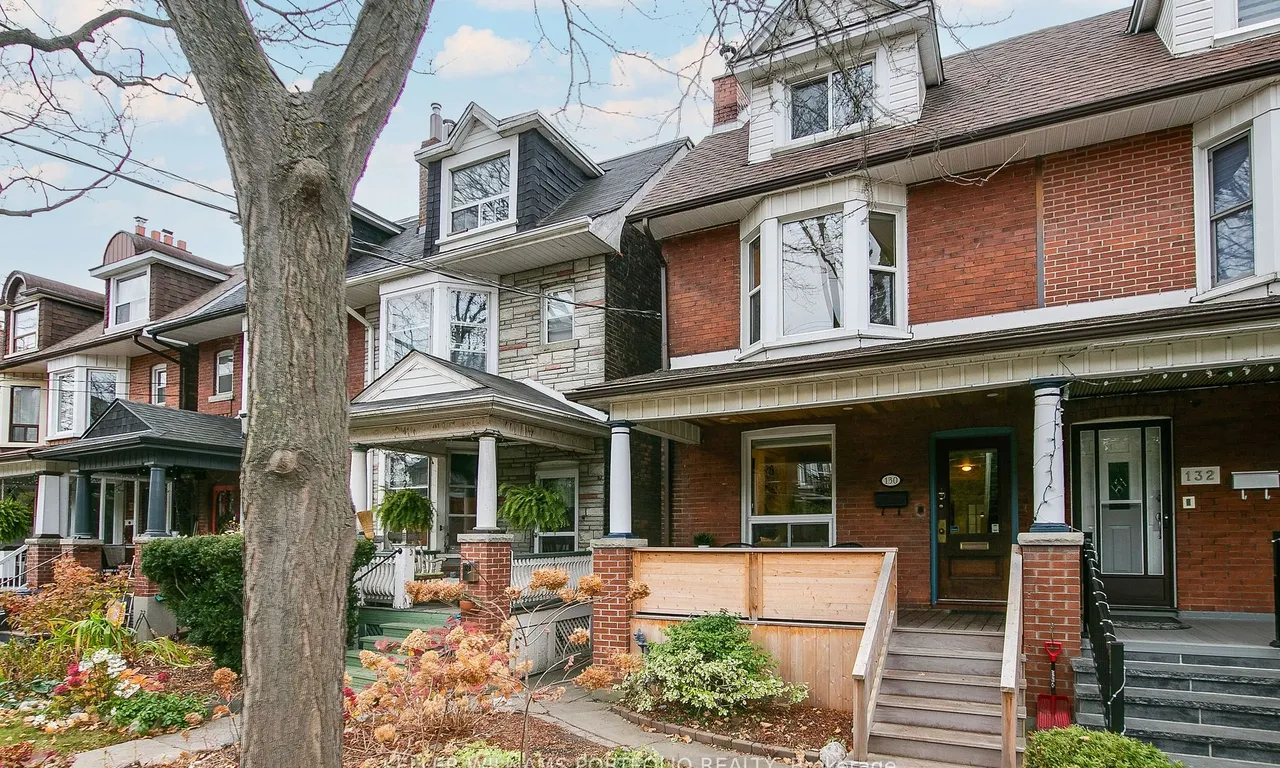 130 Sunnyside Ave, Toronto, ON M6R 2P2