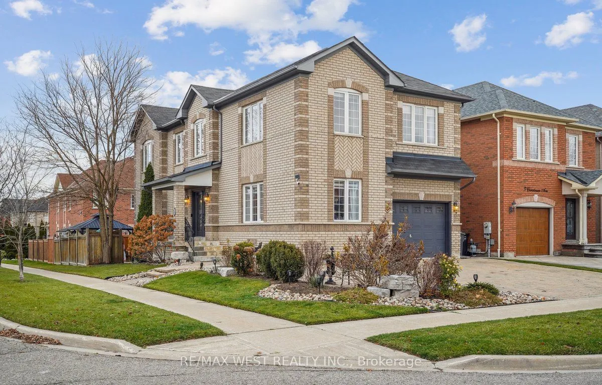 3 Silvermoon Ave, Caledon, ON L7E 2Y8
