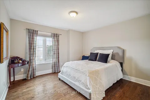3 Silvermoon Ave, Caledon, ON L7E 2Y8