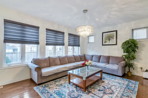 135 Elbern Markell Dr, Brampton, ON L6X 0X5