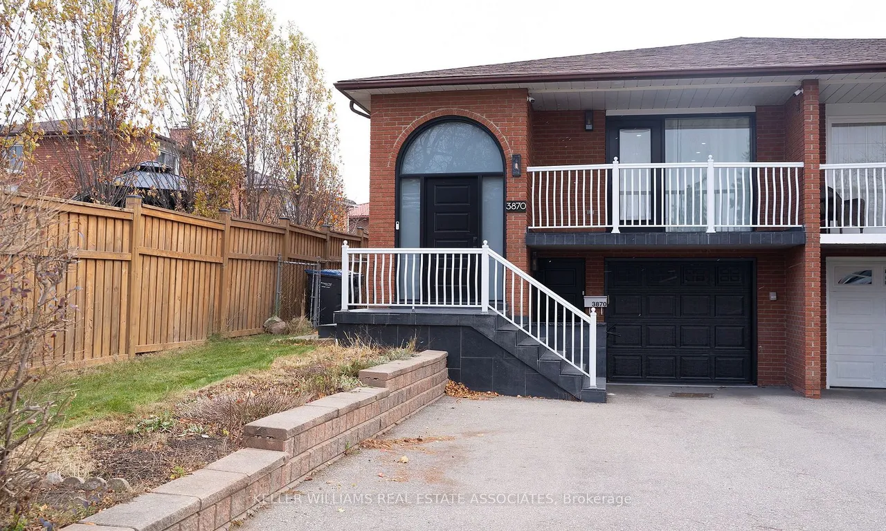 Semi-Detached 1 bedroom 1 bathroom at 3870 Midhurst Lane in Mississauga - MLS# W11881051