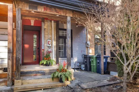 10 Saunders Ave, Toronto, ON M6R 1B8