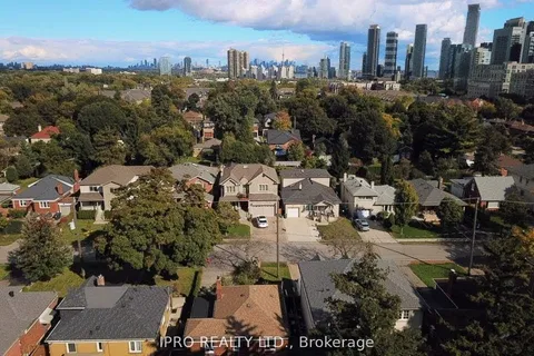 122 Milton St, Toronto, ON M8Y 2Y3