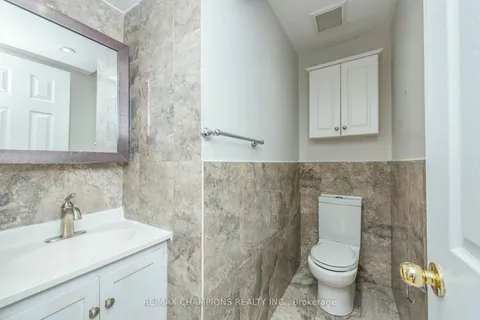 53 Jellicoe Cres, Brampton, ON L6S 3H7