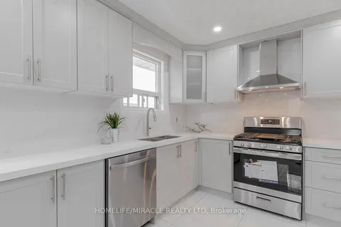 62 Elgin Dr, Brampton, ON L6Y 1A8