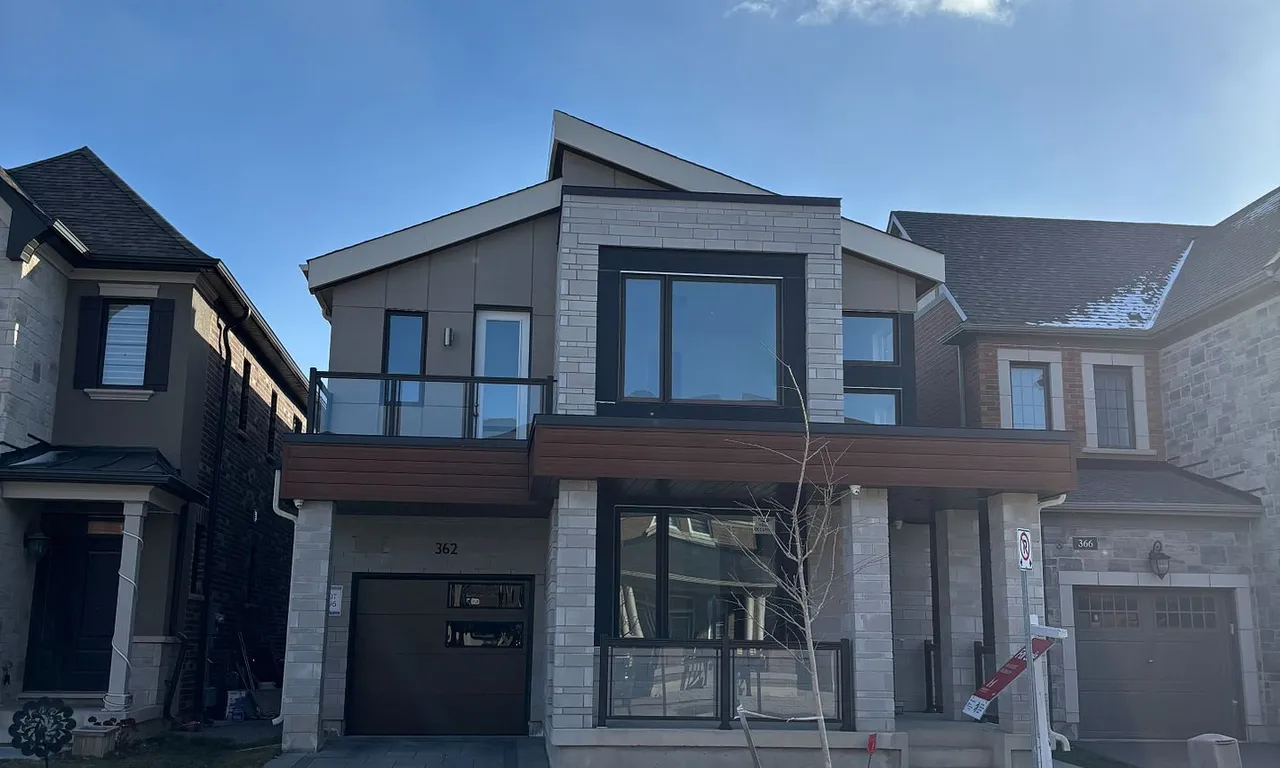 362 North Park Blvd, Oakville, ON L6M 1L4