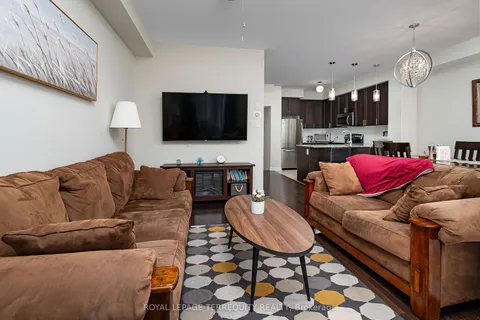 165 Hampshire Way, Milton, ON L9T 8M7