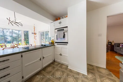 1 McCort Dr, Caledon, ON L7K 0Z4